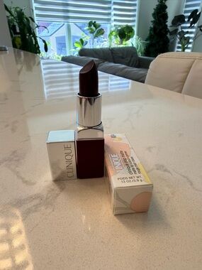 【Brand New】Clinique Lipstick Bold Pop Matte Lip Colour + Primer 3.9g Full size